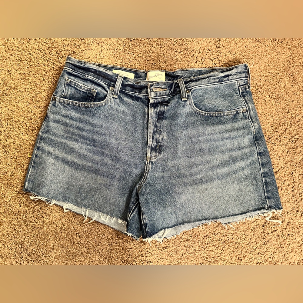 Universal Thread Women’s Blue Jean Shorts